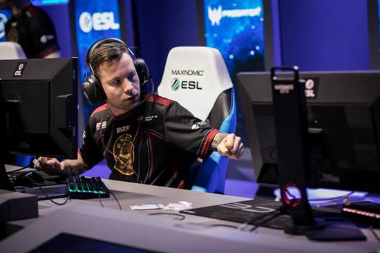 佩德森在2025环西赛S15阶段的决战表现