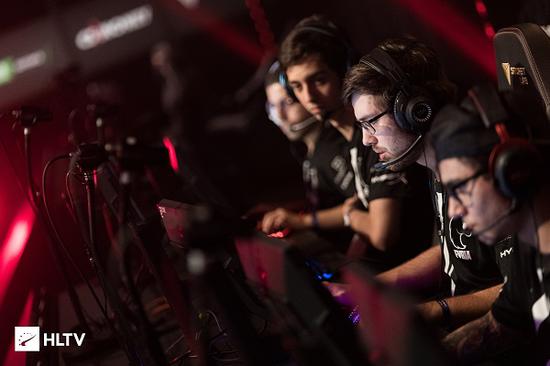 HLE战队强势晋级S15八强 Viper女警展现超强实力